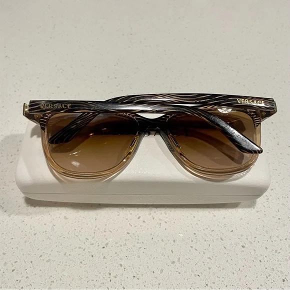 Versace Brown and Gold Sunglasses - Picture 2 of 16